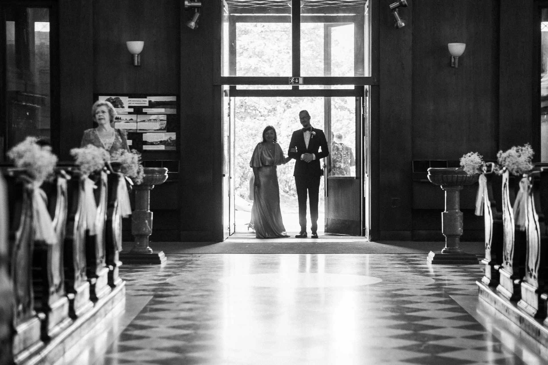 svatba letenský zámeček praha svatební fotograf