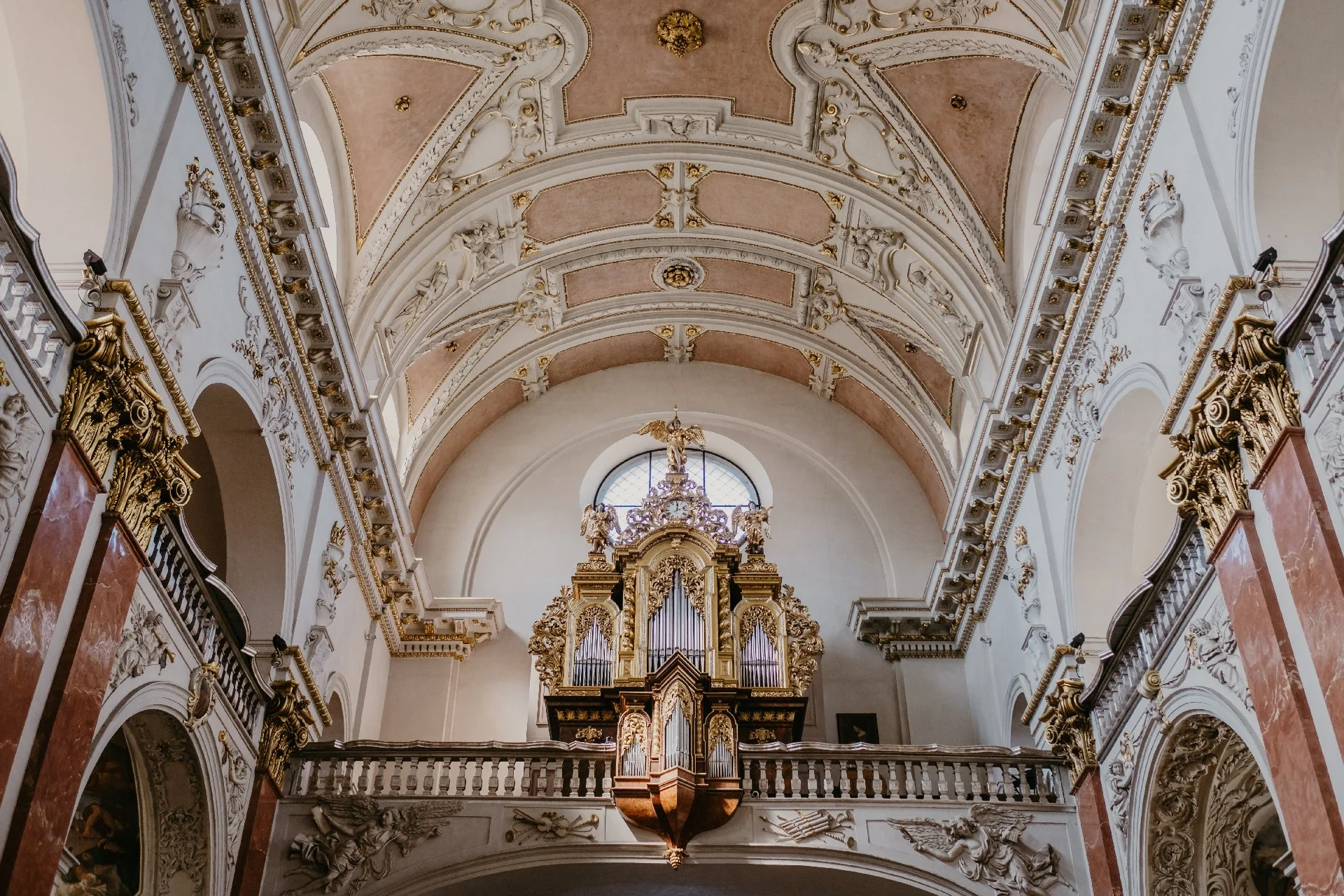 letensky zamecek wedding prague