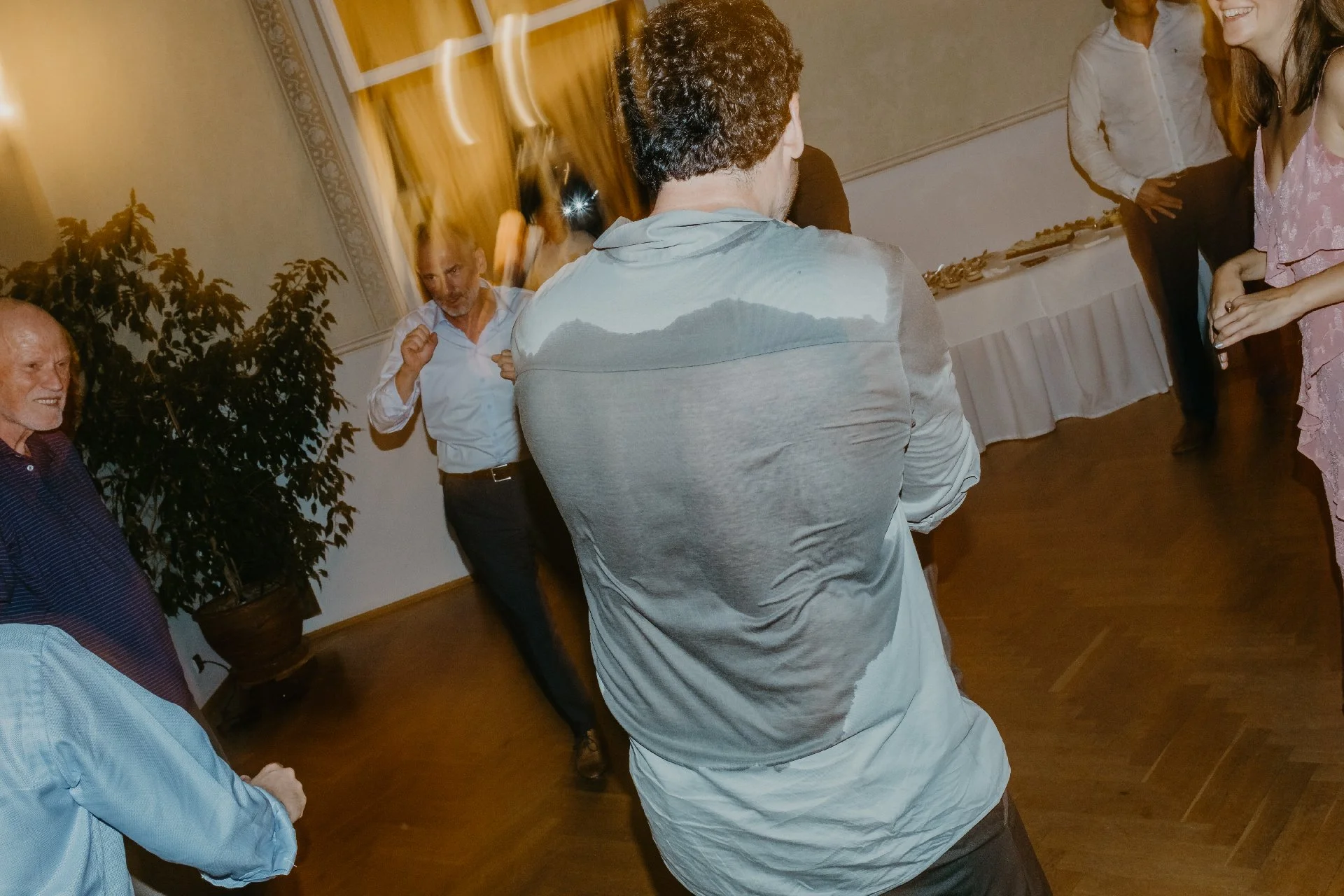 letensky zamecek wedding prague